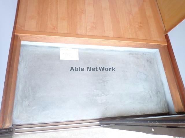 青葉住宅の玄関