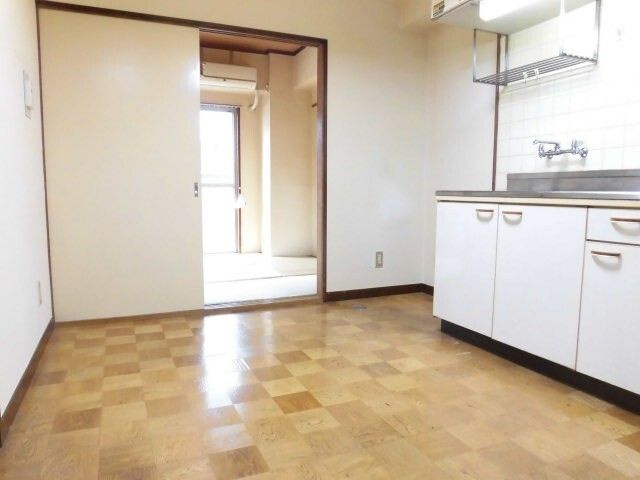 小川ビルの内装