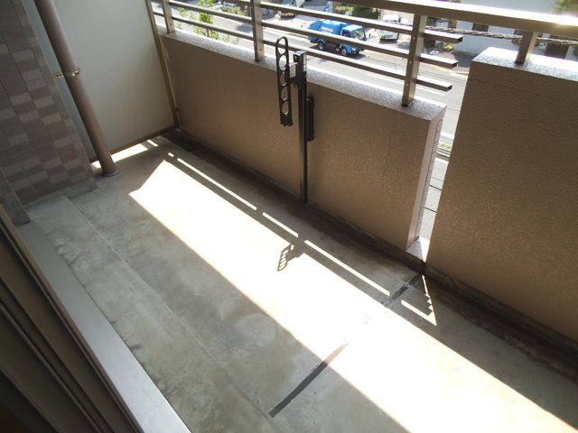 ＣＨＡＮＣＥ－ＢＥＲＧのバルコニー|広めのゆったりバルコニー！