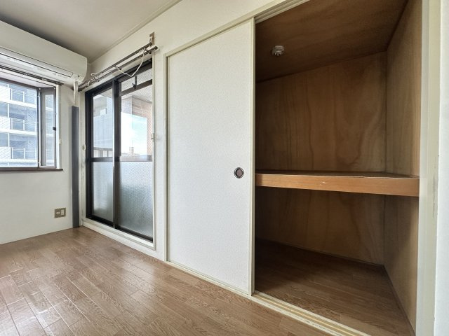 グランドハイツ万代東の収納