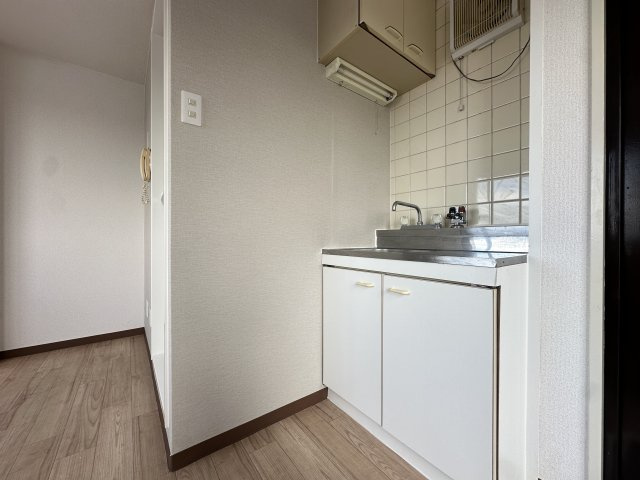 グランドハイツ万代東のキッチン