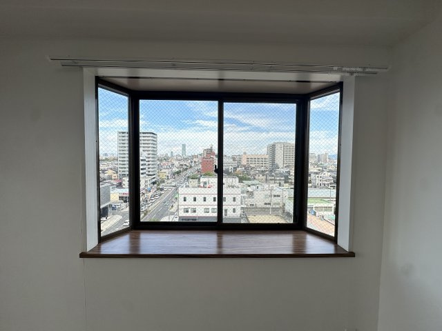 グランドハイツ万代東の内装