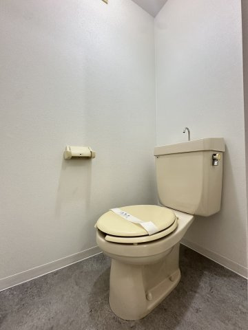 グランドハイツ万代東のトイレ