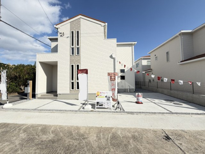 【外観】 | 糸満市糸洲（全4棟）ラスト2号棟 | 2号棟　駐車3台可♪