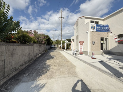 【前面道路含む現地写真】 | 糸満市糸洲（全4棟）ラスト2号棟 | ※西側公道4.17m♪