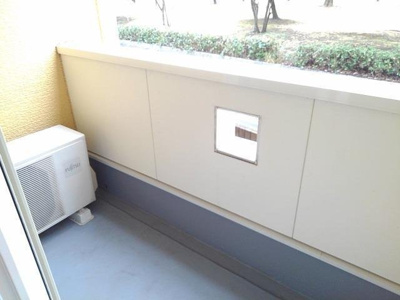 【バルコニー】 | リュクセル弐番館