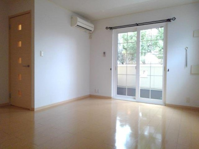 【居間・リビング】 | リュクセル弐番館