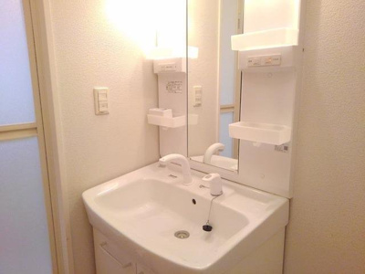 【洗面所】 | リュクセル弐番館