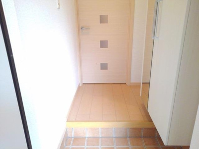 【玄関】 | リュクセル弐番館