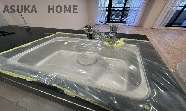 コスモ新横浜のキッチン|耐火性や重いものにも頑丈で耐久性に優れているので長く安心して使えるシンクです♪