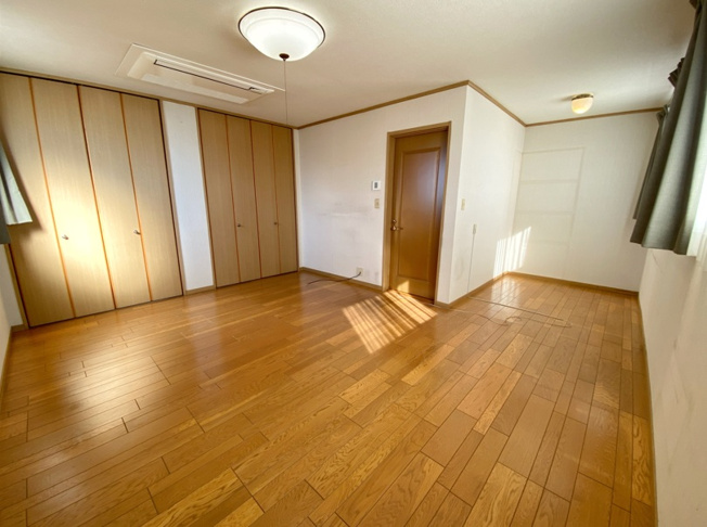 【洋室】 | 太田市藪塚町中古住宅