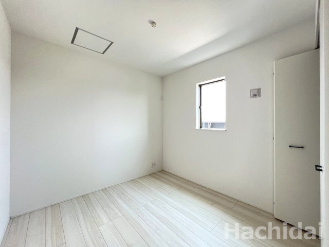 碧南市坂口町2丁目1期　新築戸建＜1号棟＞の洋室|5.0帖洋室