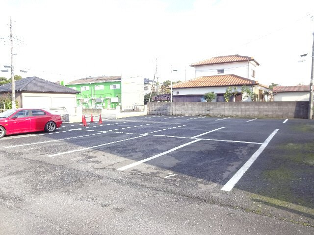 アイビス大野原Bの駐車場