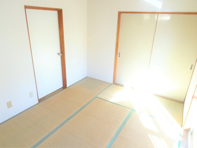 アイビス大野原Bの和室