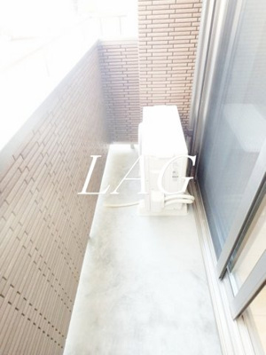 【バルコニー】 | パーシモン | バルコニーです。