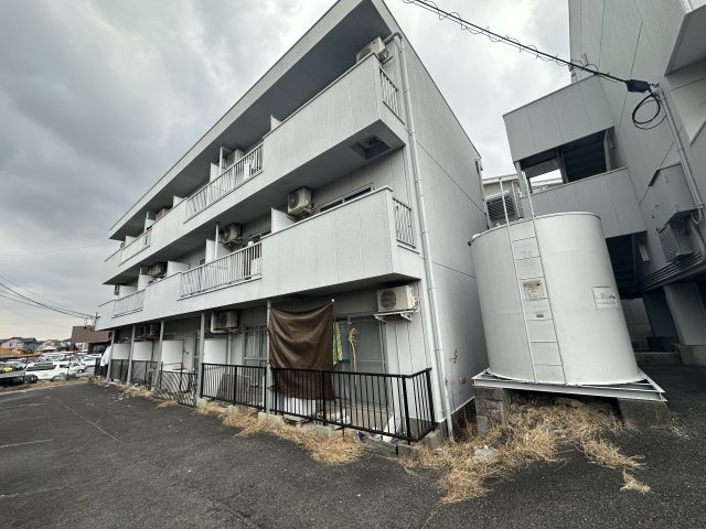 シャンポール三栄前山Ⅱの外観
