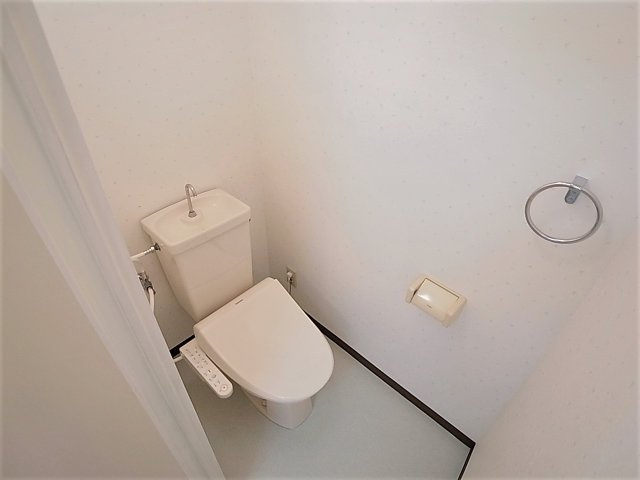 サンメゾン大開のトイレ|ウォシュレットも完備