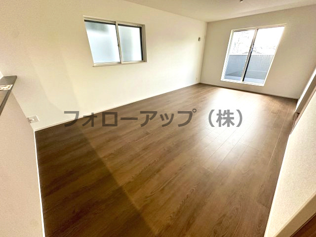 堺市北区長曽根町２号棟の洋室|スタンダードな洋室です