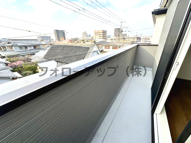 堺市北区長曽根町２号棟のバルコニー|バルコニー付きです