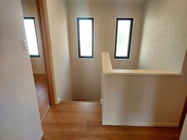 宝塚市逆瀬台5丁目一戸建のその他|2階ホール