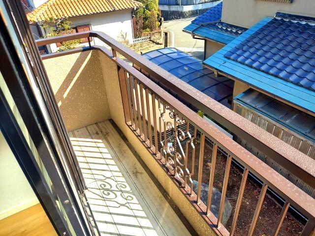 宝塚市逆瀬台5丁目一戸建のバルコニー