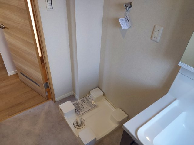 宝塚市逆瀬台5丁目一戸建の洗面所|洗濯機置場