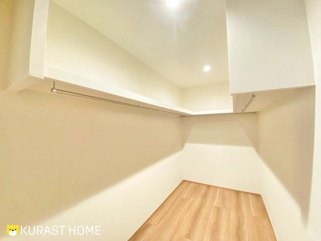 京都市西京区川島三重町　新築戸建の収納