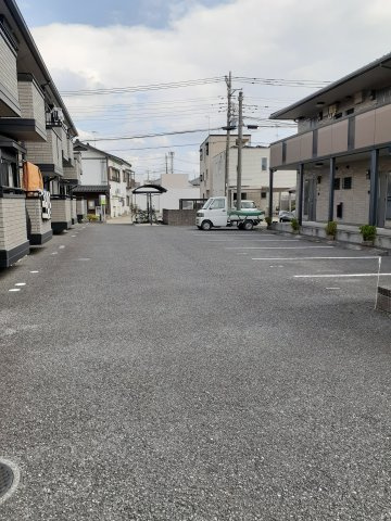 プランドールA棟（北本市）の駐車場|駐車スペースもあります