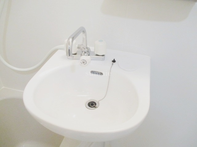 ノーザンロード志茂の浴室|洗面台です☆