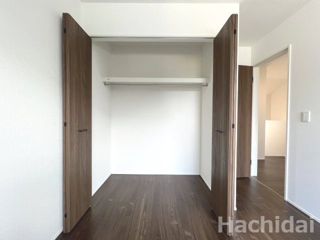 碧南市坂口町2丁目1期　新築戸建＜2号棟＞の収納|5.0帖洋室クローゼット