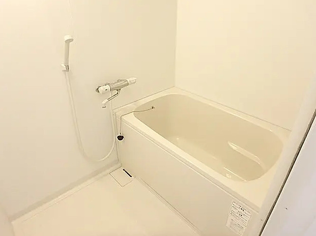 兵庫県加古川市　シャトー三和加古川の浴室