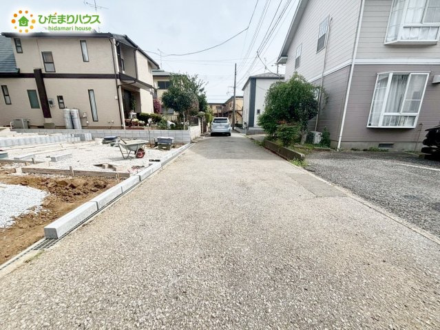 野田市山崎24期　新築戸建　1号棟の前面道路含む現地写真|南西道路につき日当たり良好です(^^)/