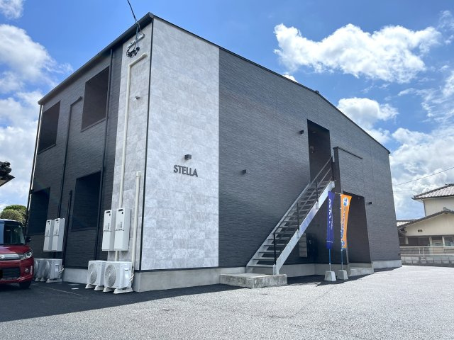 ステラ新八代の外観