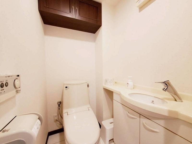 フローレンス鷹匠のトイレ