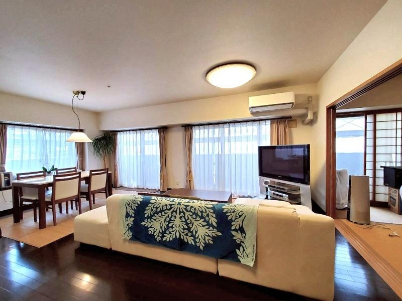 フローレンス鷹匠の居間・リビング