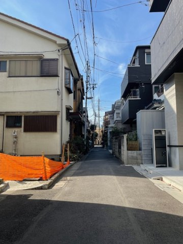 江東区大島２丁目　建築条件付き売地の前面道路含む現地写真
