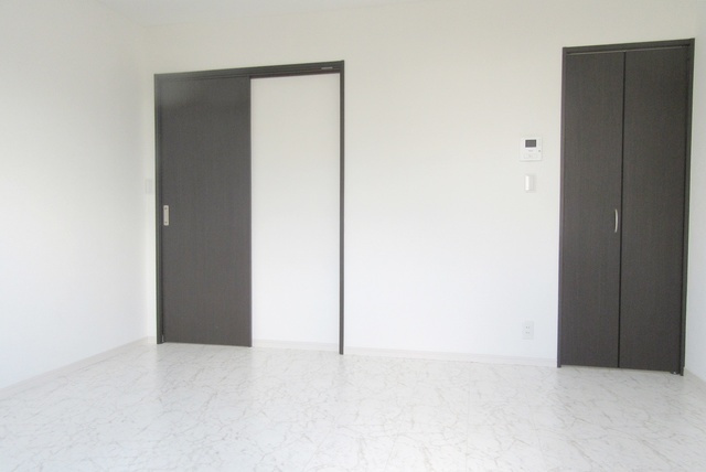 ブロッサムテラス新小岩の寝室|設備充実！使いやすい洋室です♪