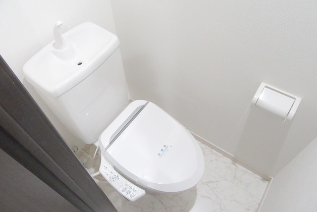 ブロッサムテラス新小岩のトイレ|温水洗浄便座完備で快適です♪