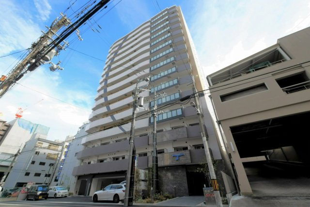 大阪市中央区博労町１丁目の賃貸マンションの外観