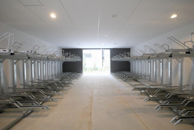 大阪市中央区博労町１丁目の賃貸マンションのロビー