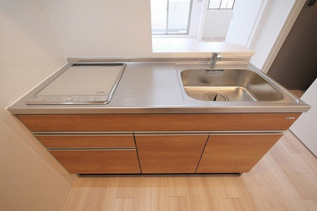 大阪市中央区博労町１丁目の賃貸マンションのキッチン