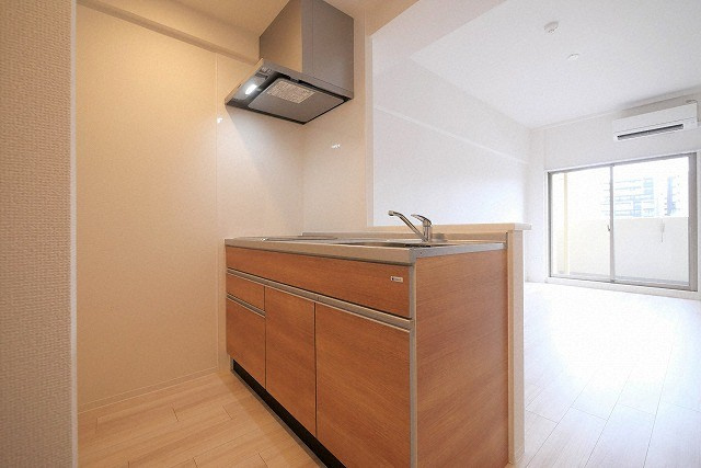 大阪市中央区博労町１丁目の賃貸マンションのキッチン