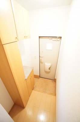 【玄関】 | フォレストタウンⅡ | ※同物件・同タイプの写真です。