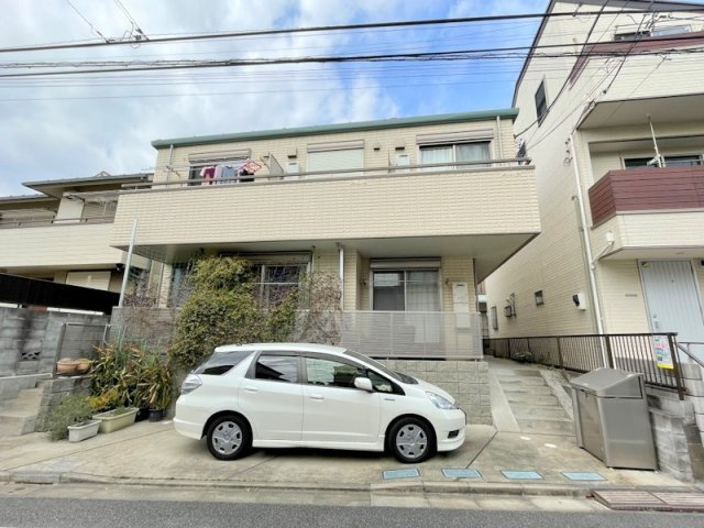 メゾンフィールドの外観