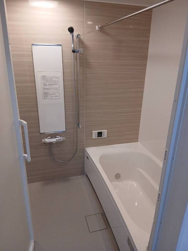 桑津戸建　C棟の浴室