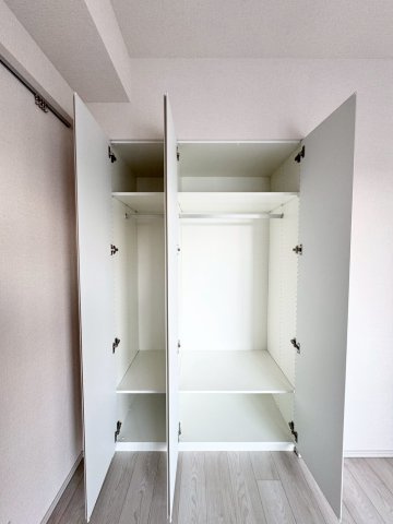 リーフシティ市川　ザ・レジデンスの収納|※写真は同間取りの別部屋です。