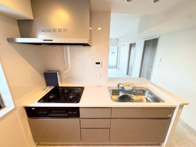 リーフシティ市川　ザ・レジデンスのキッチン|※写真は同間取りの別部屋です。