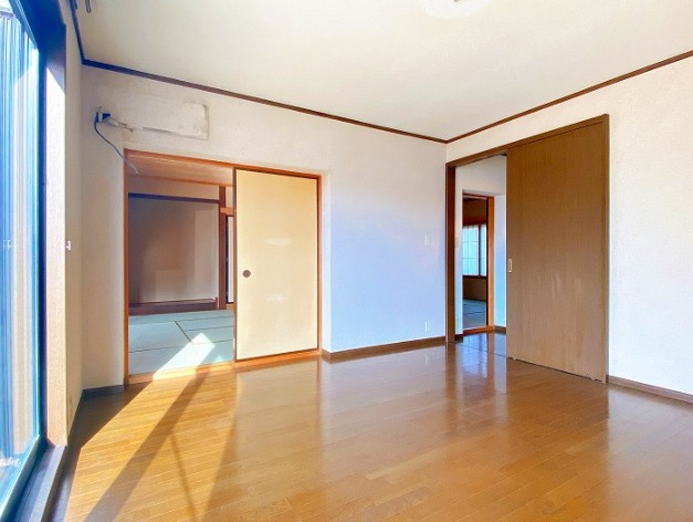 中古戸建　羽島市福寿町間島6丁目　平成7年築の洋室|1階洋室