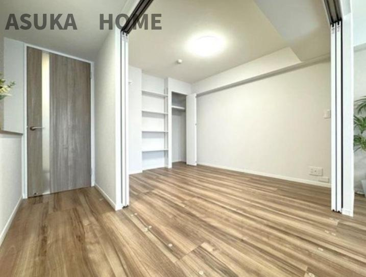 ハイセレサ菊名アルティールの洋室|部屋ごとに設けた収納は住みやすさへのこだわりました。