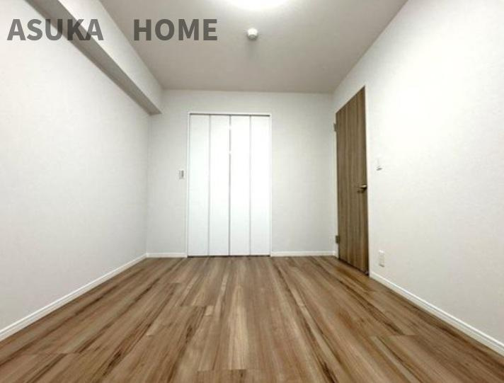 ハイセレサ菊名アルティールの洋室|家族一人ひとりの大切なプライベート空間の居室。家具の配置など自分の好みに出来ますね。